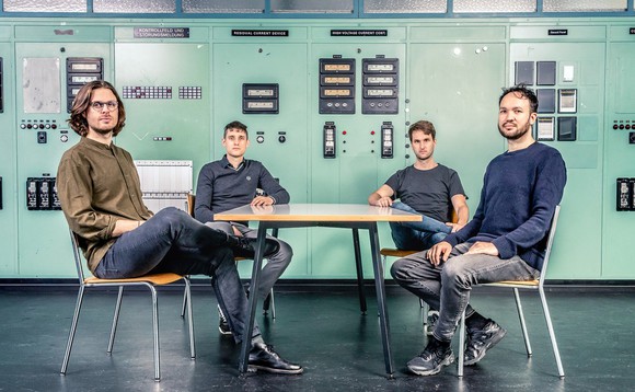 Julian Schmidli, Felix Michel, Pascal Albisser und Lukas Frischknecht im Kraftwerk Zürich