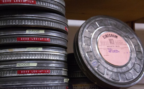 Die Filmrollen im SRF Archiv werden in Metall-Cases gelagert