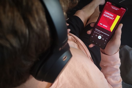Bild von Bleib informiert mit dem Podcast «Corona kompakt»!