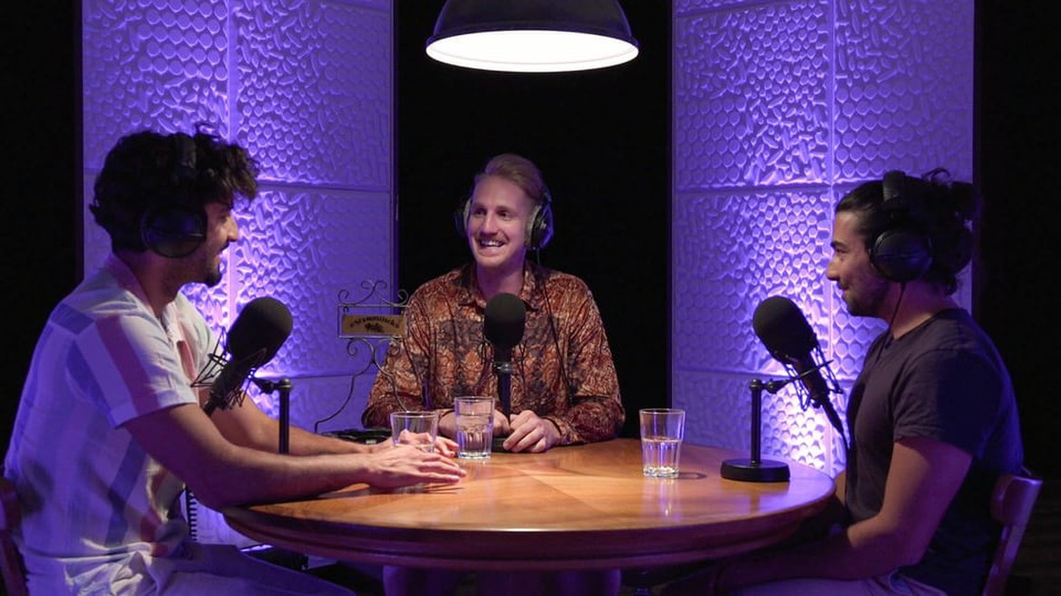 Julian, Ramin und Robin bei der Aufzeichnung des Podcasts im Studio